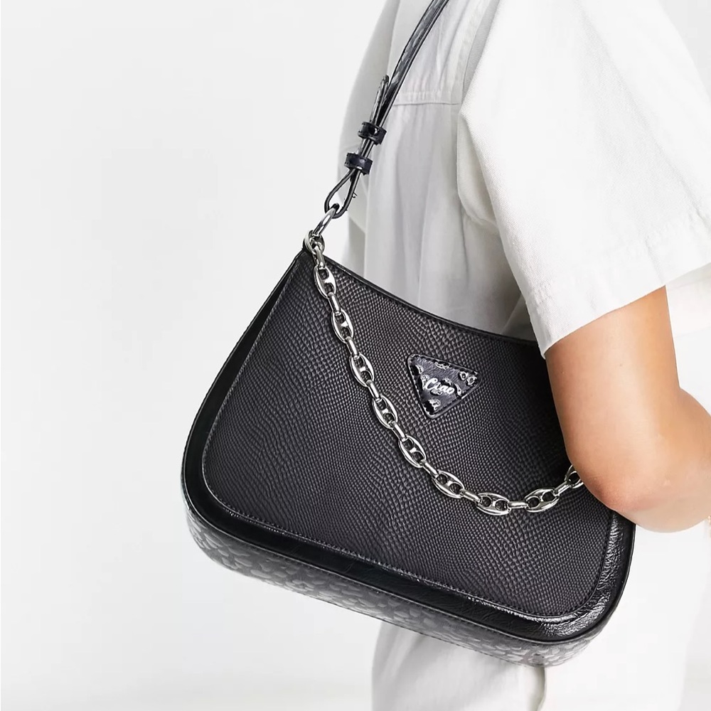 Skinnydip Amanda chain deep shoulder bag in black